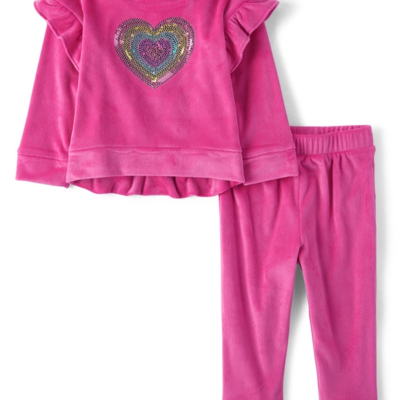New with tags Girls Velour sequined heart set - Picture 2 of 2